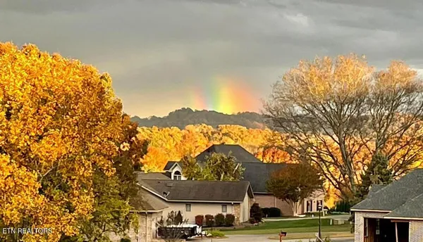 Property Slideshow image 3 of 58 | 219 tuhdegwa ln, Loudon, TN, 37774