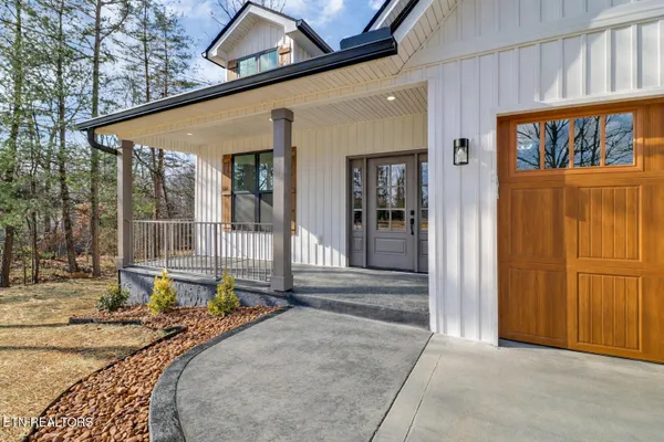 Property Slideshow image 3 of 43 | 232 westchester dr, Crossville, TN, 38558