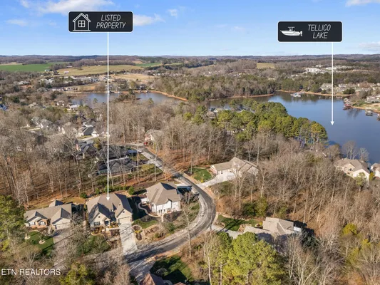 Property Slideshow image 2 of 18 | 235 mialaquo cir, Loudon, TN, 37774