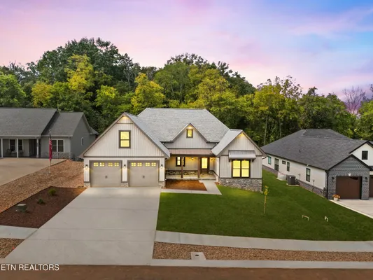 Property Slideshow image 2 of 30 | 123 gado way, Loudon, TN, 37774