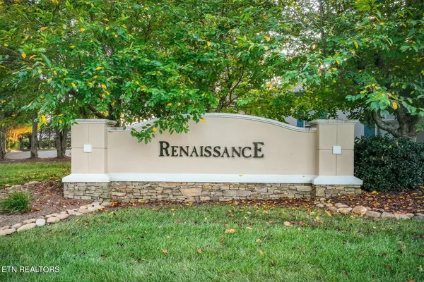 Property Slideshow image 3 of 41 | 565 rarity bay pkwy apt 102, Vonore, TN, 37885