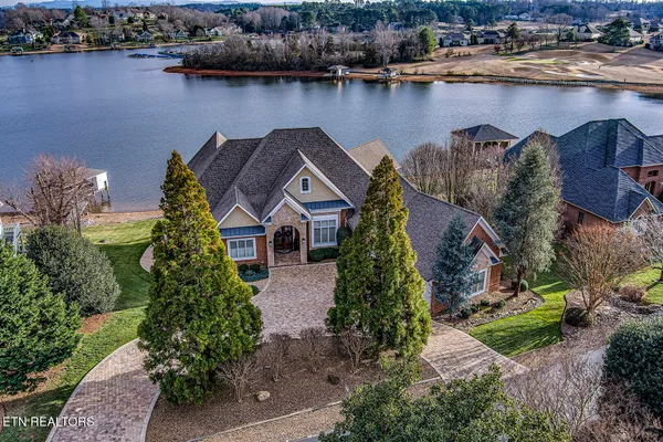 Property Slideshow image 2 of 62 | 204 tuscarora ln, Loudon, TN, 37774