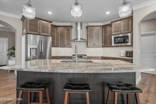 Property Slideshow image 3 of 43 | 505 chestnut pl, Loudon, TN, 37774