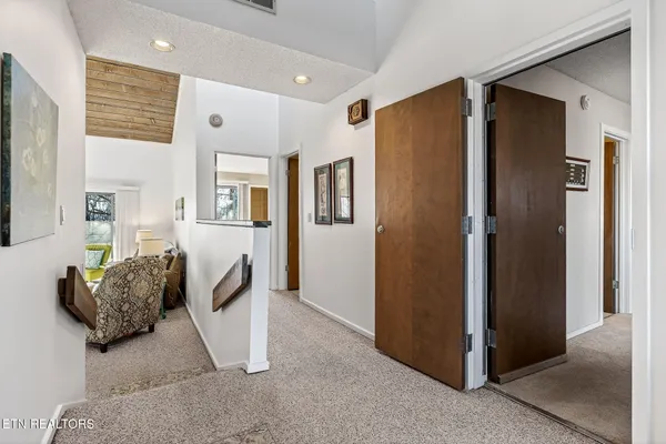 Property Slideshow image 3 of 37 | 71 eagle ct, Crossville, TN, 38558