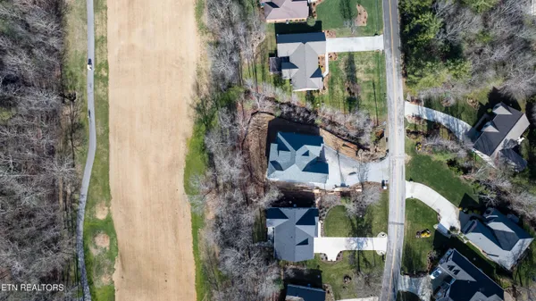 Property Slideshow image 3 of 12 | 232 forest hill dr, Crossville, TN, 38558