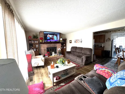 Property Slideshow image 3 of 31 | 145 canterbury dr, Crossville, TN, 38558