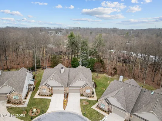 Property Slideshow image 3 of 52 | 13 brompton ct, Crossville, TN, 38558