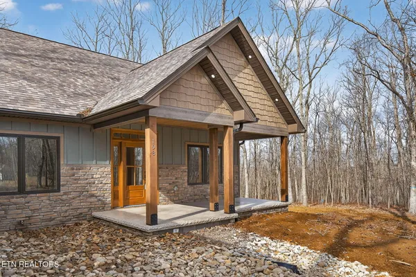 Property Slideshow image 3 of 40 | 198 albemarle ln, Crossville, TN, 38558