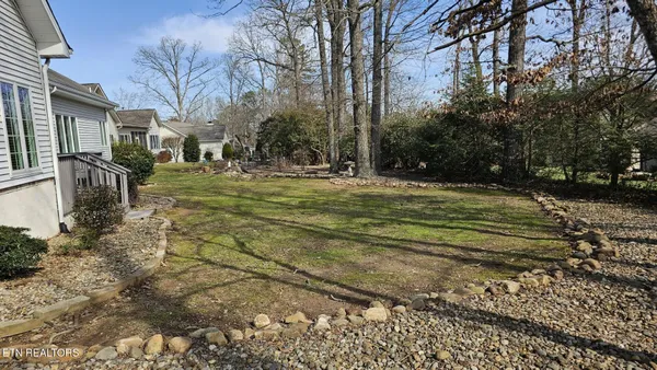 Property Slideshow image 3 of 45 | 122 kenosha ln, Loudon, TN, 37774
