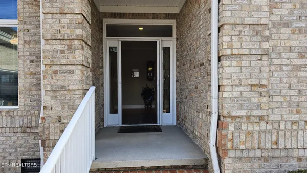 Property Slideshow image 2 of 45 | 122 kenosha ln, Loudon, TN, 37774