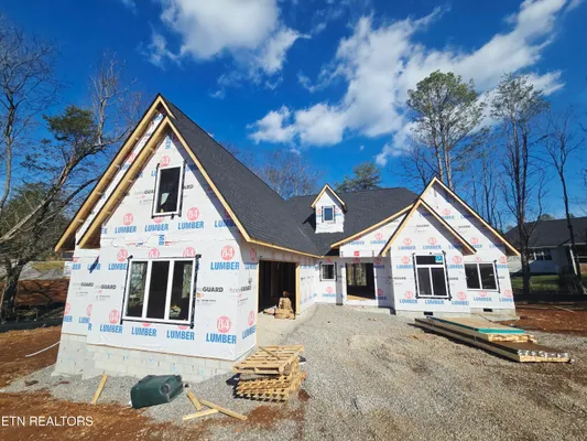 Property Slideshow image 3 of 9 | 129 cheeyo way, Loudon, TN, 37774
