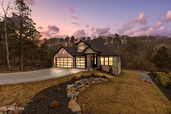 Property Slideshow image 3 of 59 | 279 ootsima way, Loudon, TN, 37774