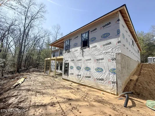 Property Slideshow image 3 of 17 | 153 natchez cir, Crossville, TN, 38558