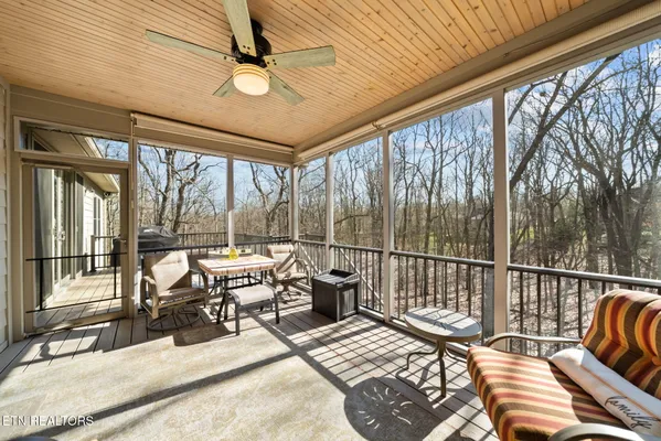 Property Slideshow image 3 of 57 | 18 maplewood ct, Crossville, TN, 38558