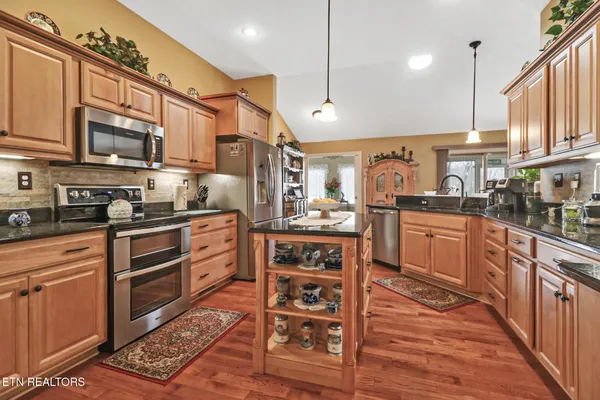 Property Slideshow image 3 of 60 | 56 westridge ct, Fairfield Glade, TN, 38558