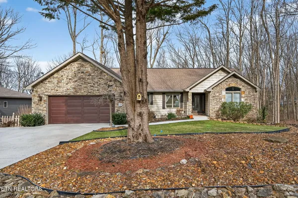 Property Slideshow image 3 of 65 | 122 pineridge loop, Crossville, TN, 38558