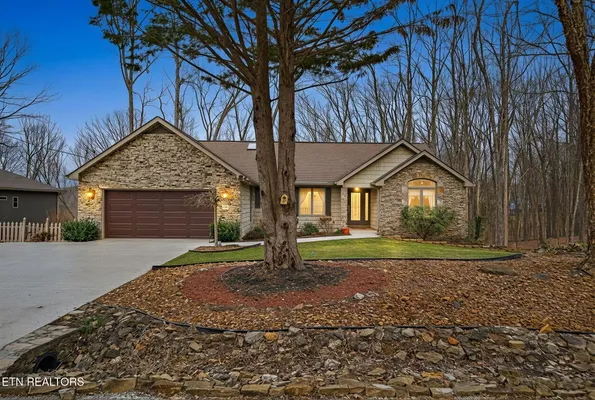 Property Slideshow image 2 of 65 | 122 pineridge loop, Crossville, TN, 38558