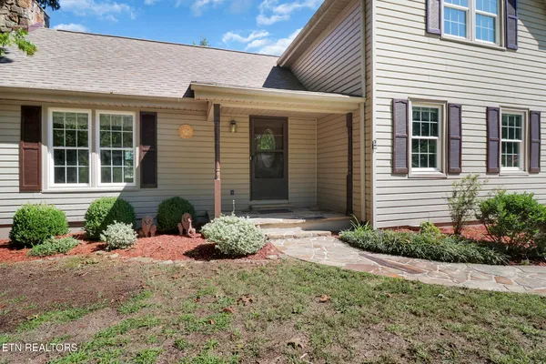 Property Slideshow image 2 of 42 | 155 dovenshire dr, Crossville, TN, 38558