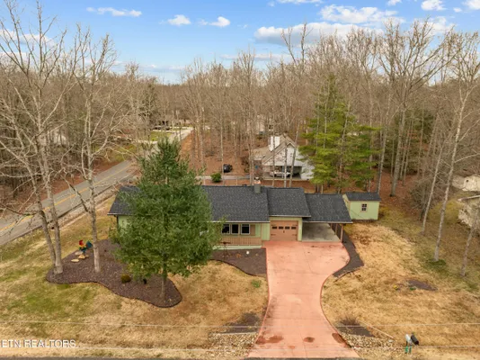 Property Slideshow image 2 of 44 | 176 dovenshire dr, Crossville, TN, 38558