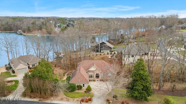 Property Slideshow image 2 of 60 | 303 saloli ln, Loudon, TN, 37774