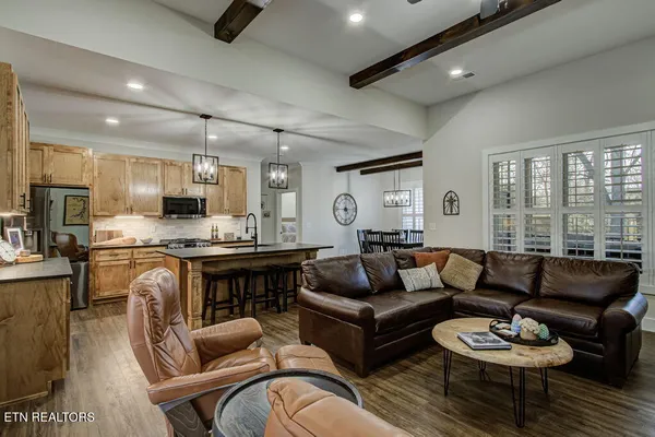 Property Slideshow image 3 of 45 | 183 saloli way, Loudon, TN, 37774