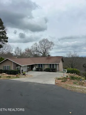 Property Slideshow image 3 of 39 | 145 chahyga way, Loudon, TN, 37774