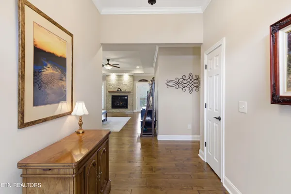 Property Slideshow image 3 of 51 | 209 osage ln, Loudon, TN, 37774