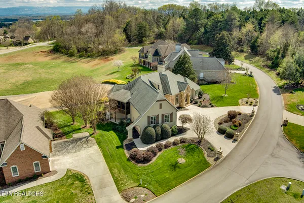 Property Slideshow image 3 of 62 | 200 eagle cir, Vonore, TN, 37885