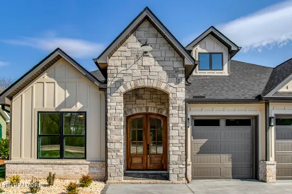 Property Slideshow image 3 of 52 | 145 gado way, Loudon, TN, 37774