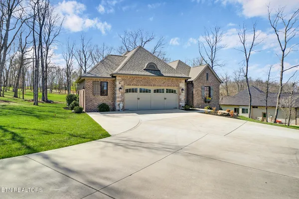 Property Slideshow image 2 of 48 | 103 bent oak ter, Crossville, TN, 38558