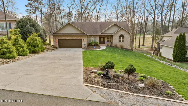 Property Slideshow image 2 of 57 | 120 geya cir, Loudon, TN, 37774