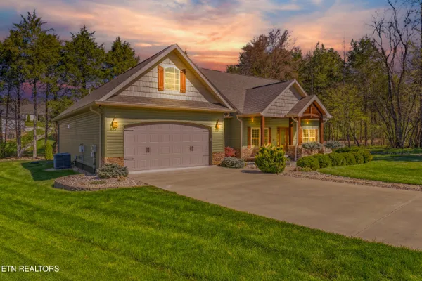 Property Slideshow image 2 of 58 | 158 gado way, Loudon, TN, 37774