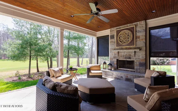 Property Slideshow image 2 of 49 | 43 wexford ln, Crossville, TN, 38558