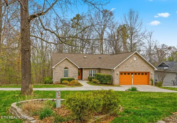 Property Slideshow image 3 of 43 | 111 kawatuska way, Loudon, TN, 37774