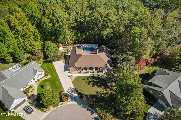 Property Slideshow image 2 of 53 | 64 cedar ridge ct, Fairfield Glade, TN, 38558