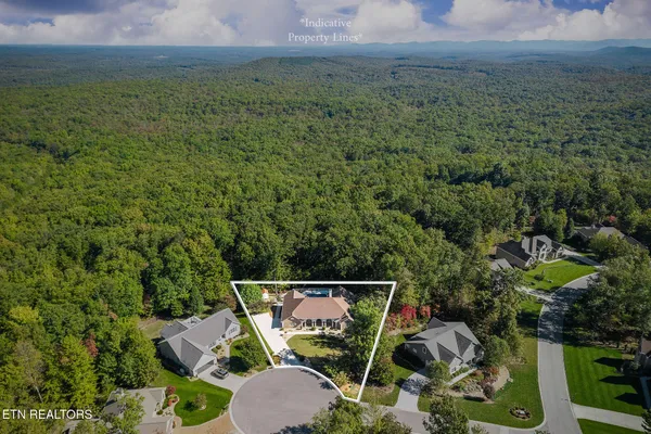 Property Slideshow image 3 of 53 | 64 cedar ridge ct, Fairfield Glade, TN, 38558