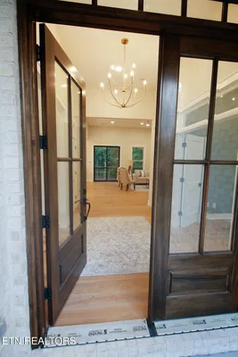 Property Slideshow image 3 of 17 | 127 daksi way, Loudon, TN, 37774