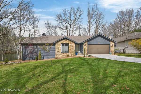 Property Slideshow image 2 of 61 | 12 edinburgh ter, Fairfield Glade, TN, 38558