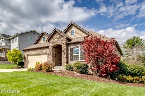 Property Slideshow image 2 of 53 | 116 depew dr, Loudon, TN, 37774