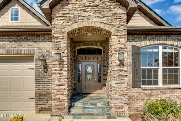 Property Slideshow image 3 of 53 | 116 depew dr, Loudon, TN, 37774