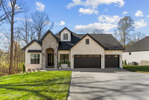 Property Slideshow image 2 of 55 | 108 doya ln, Loudon, TN, 37774