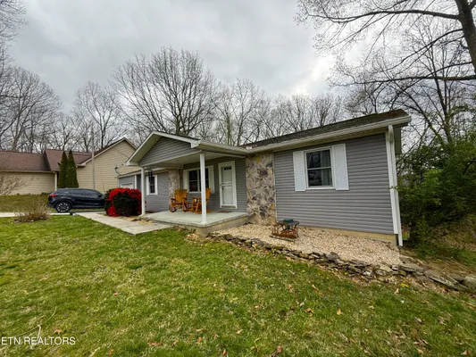 Property Slideshow image 2 of 29 | 312 lakeview dr, Crossville, TN, 38558