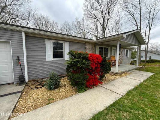 Property Slideshow image 3 of 29 | 312 lakeview dr, Crossville, TN, 38558
