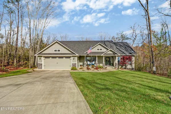 Property Slideshow image 2 of 43 | 17 leinster ct, Fairfield Glade, TN, 38558