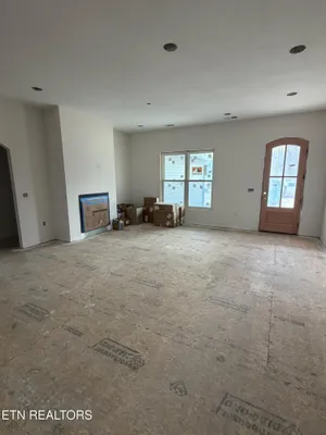 Property Slideshow image 3 of 13 | 151 hawes cir, Crossville, TN, 38558