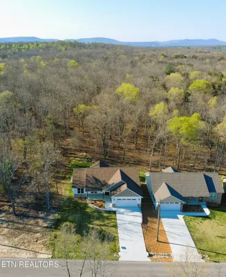 Property Slideshow image 2 of 34 | 386 st george dr, Fairfield Glade, TN, 38558