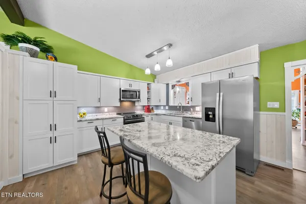 Property Slideshow image 2 of 43 | 156 dovenshire dr, Fairfield Glade, TN, 38558