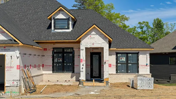 Property Slideshow image 2 of 46 | 159 elokwa way, Loudon, TN, 37774