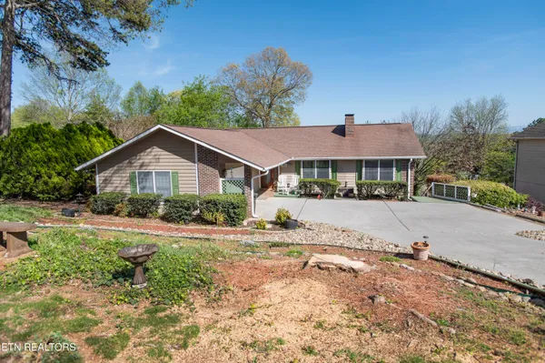 Property Slideshow image 3 of 36 | 145 chahyga way, Loudon, TN, 37774