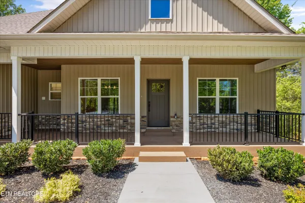 Property Slideshow image 2 of 46 | 257 dudala way, Loudon, TN, 37774